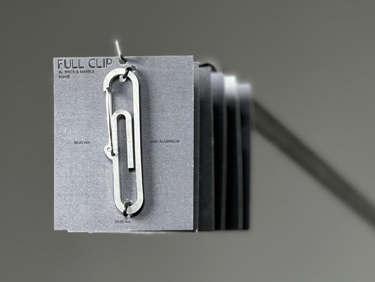 Paperclip carabiner